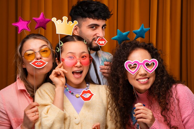 Engagement & Wedding Photo Booth Hire
